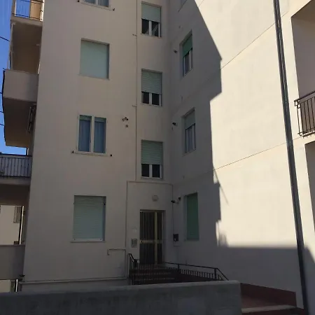 La Petite Maison * サン·ヴィンチェンツォ