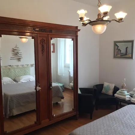 La Petite Maison *